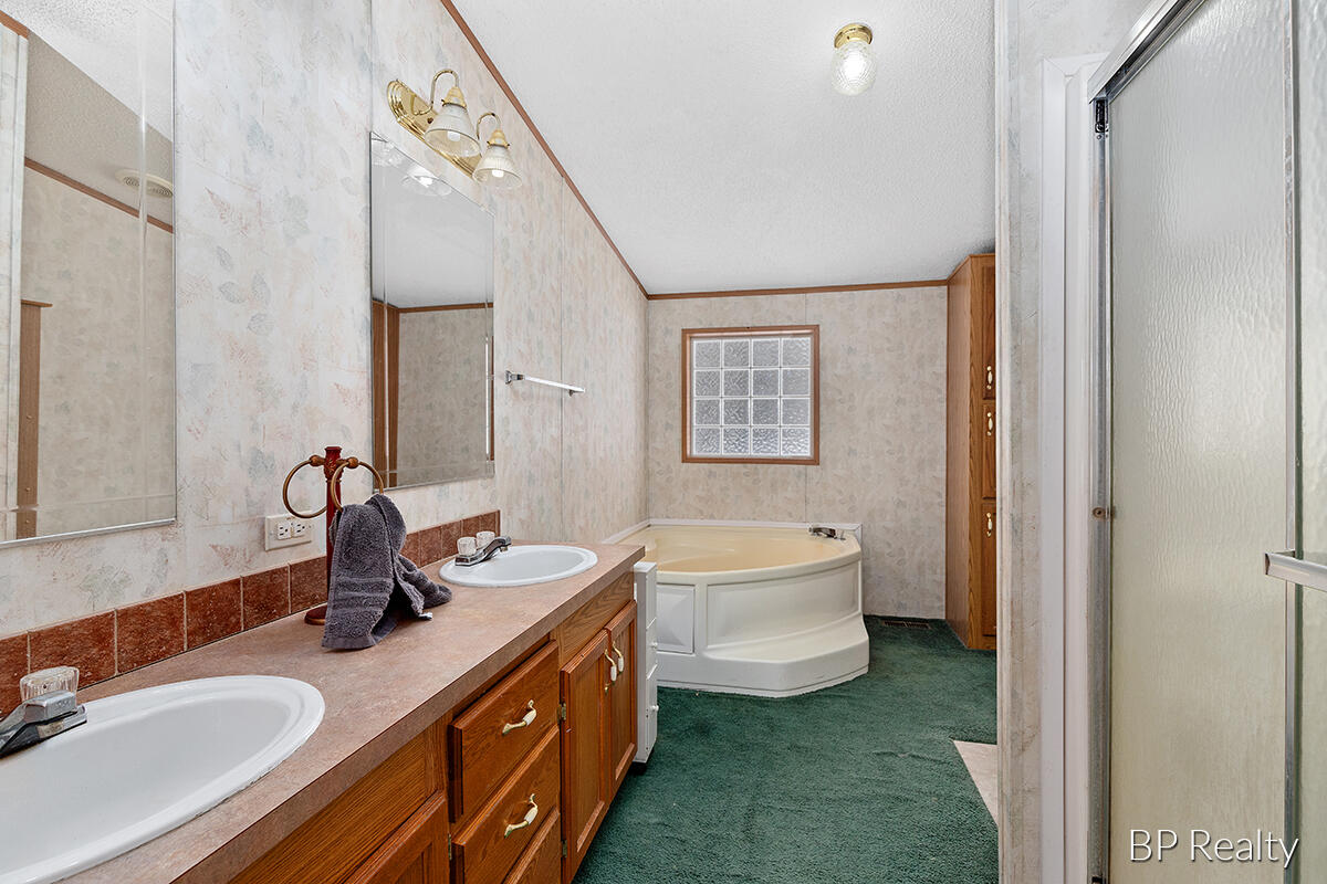 3825 Automobile Road Muskegon, MI 49445 - Photo 17 of 21 IMG_1017
