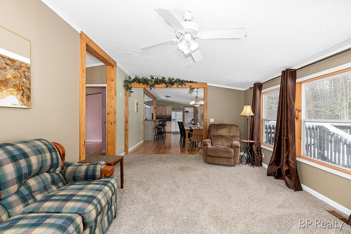 3825 Automobile Road Muskegon, MI 49445 - Photo 3 of 21 IMG_1003