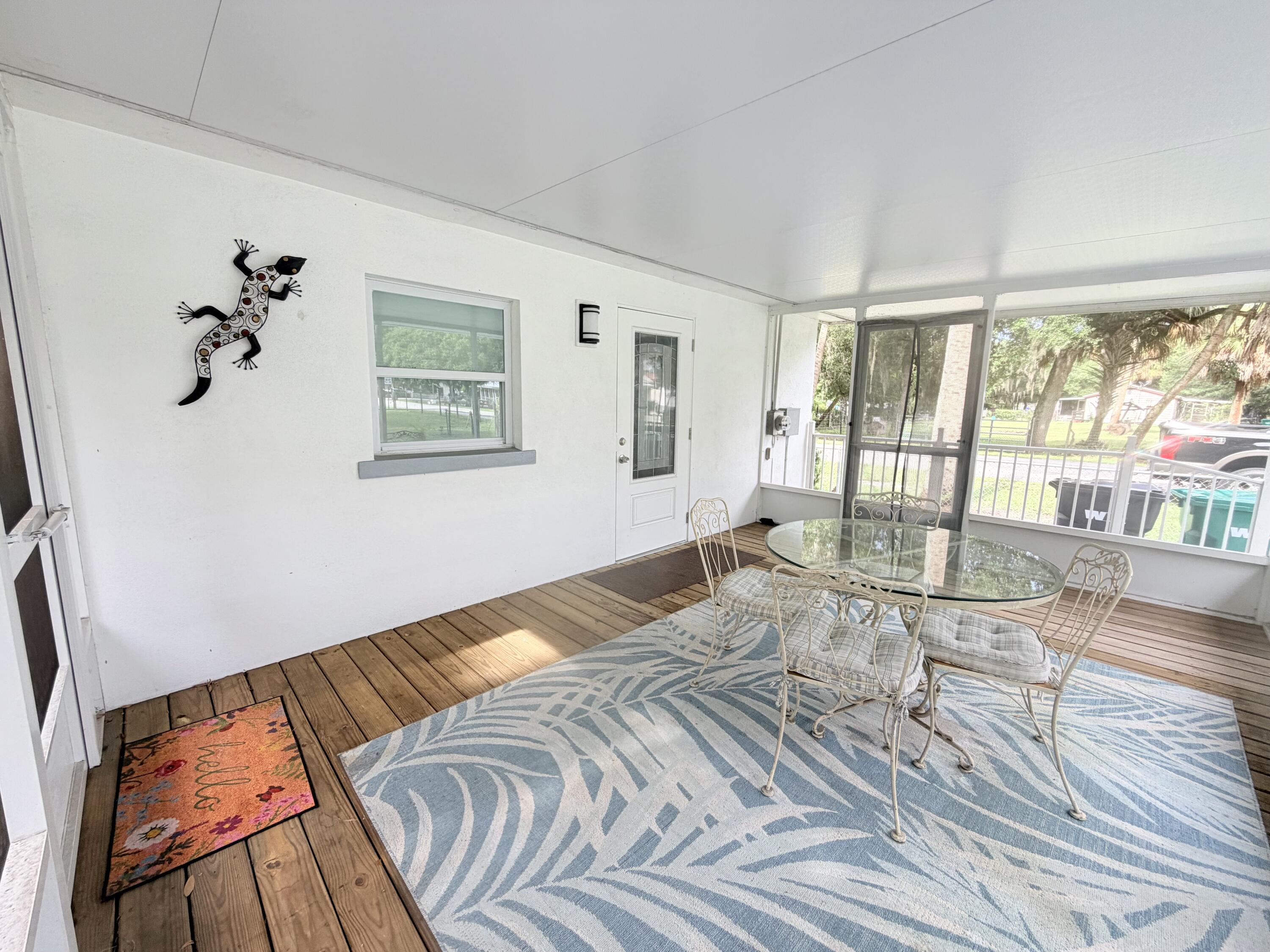 1728 Southwest 8th Street Okeechobee, FL 34974 - Photo 3 of 36 IMG_1669