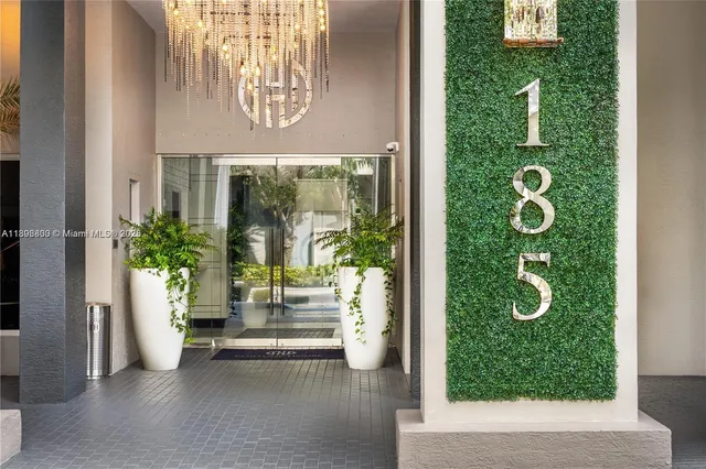 a view of an entryway door to the room