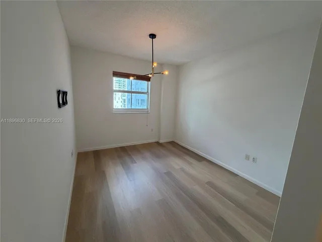 $2,500 | 185 Southeast 14th Terrace, Unit 1411, Miami, FL 33131