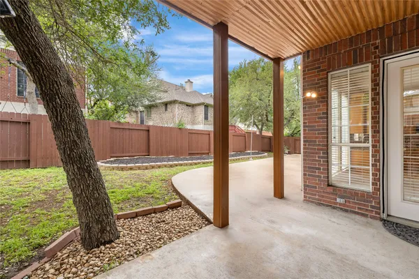 $1,075,000 | 10707 Bramblecrest Drive, Austin, TX 78726