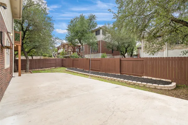 $1,075,000 | 10707 Bramblecrest Drive, Austin, TX 78726
