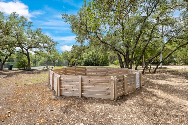 $1,075,000 | 10707 Bramblecrest Drive, Austin, TX 78726