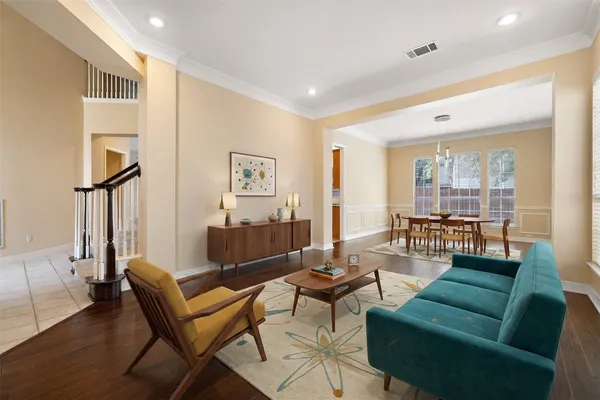 $1,075,000 | 10707 Bramblecrest Drive, Austin, TX 78726