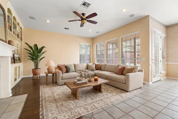 $1,075,000 | 10707 Bramblecrest Drive, Austin, TX 78726