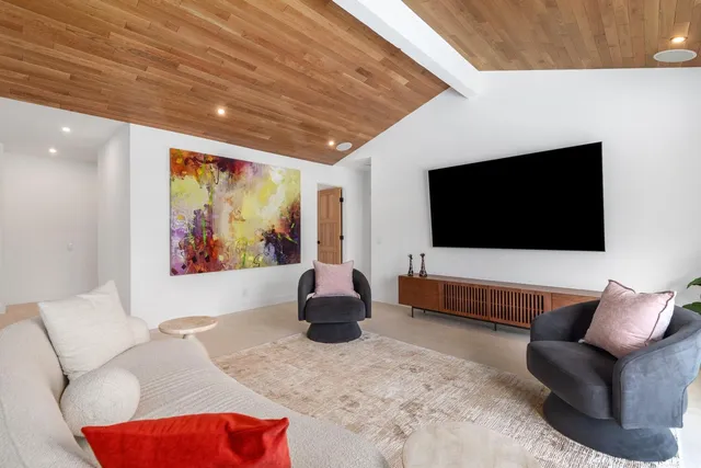 $2,595,000 | 2040 West Chino Drive, Palm Springs, CA 92264