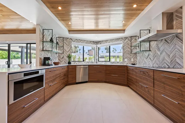 $2,595,000 | 2040 West Chino Drive, Palm Springs, CA 92264