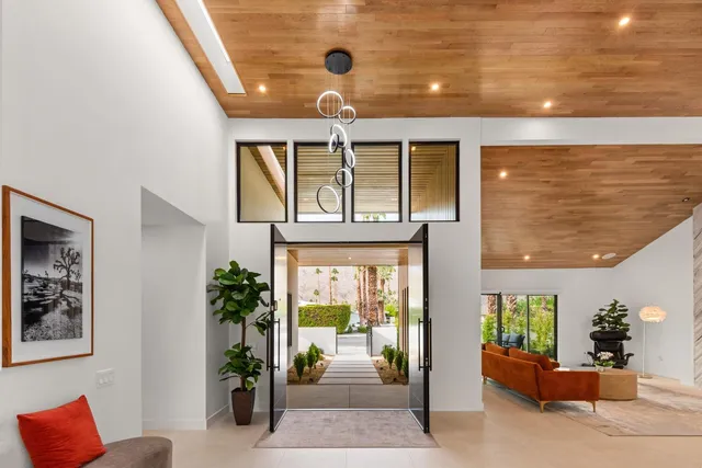 $2,595,000 | 2040 West Chino Drive, Palm Springs, CA 92264