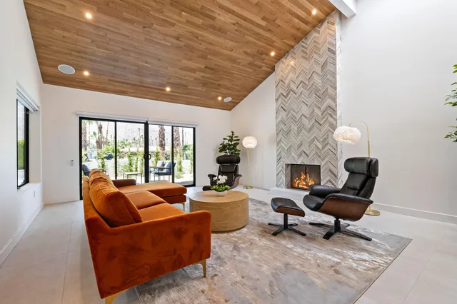 $2,595,000 | 2040 West Chino Drive, Palm Springs, CA 92264