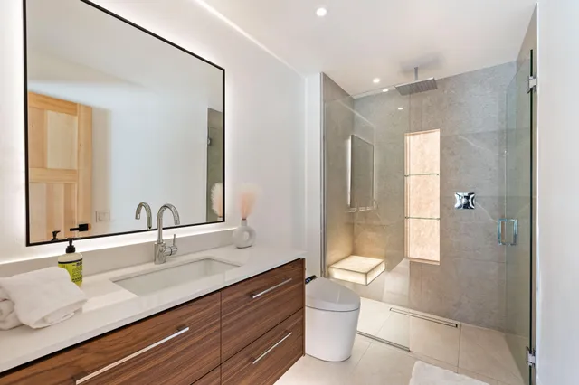 $2,595,000 | 2040 West Chino Drive, Palm Springs, CA 92264