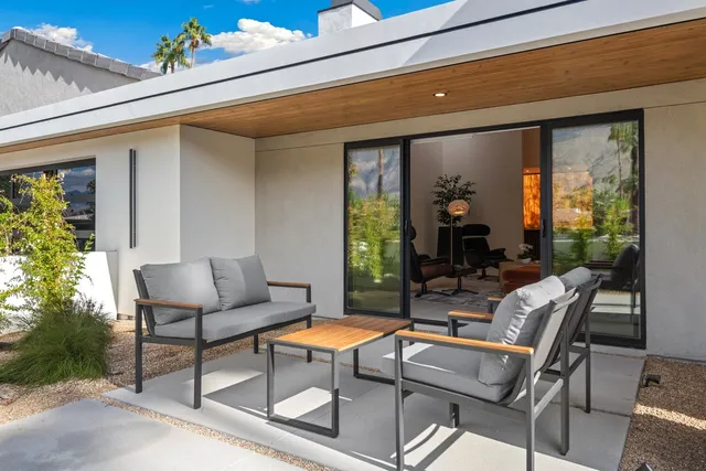 $2,595,000 | 2040 West Chino Drive, Palm Springs, CA 92264