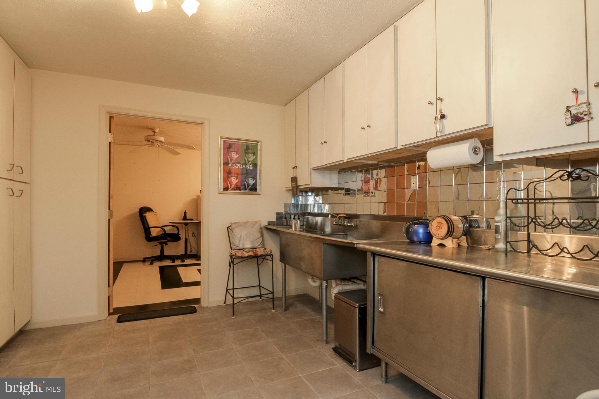 2696 Logmill Road Haymarket, VA 20169 - Photo 27 of 30 Kitchen