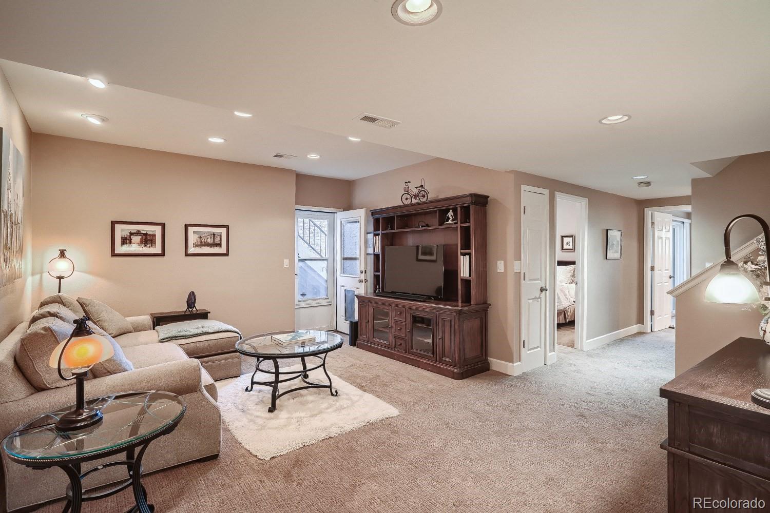 8942 Sunset Ridge Court Highlands Ranch, CO 80126 - Photo 20 of 28 Gallery Image 20