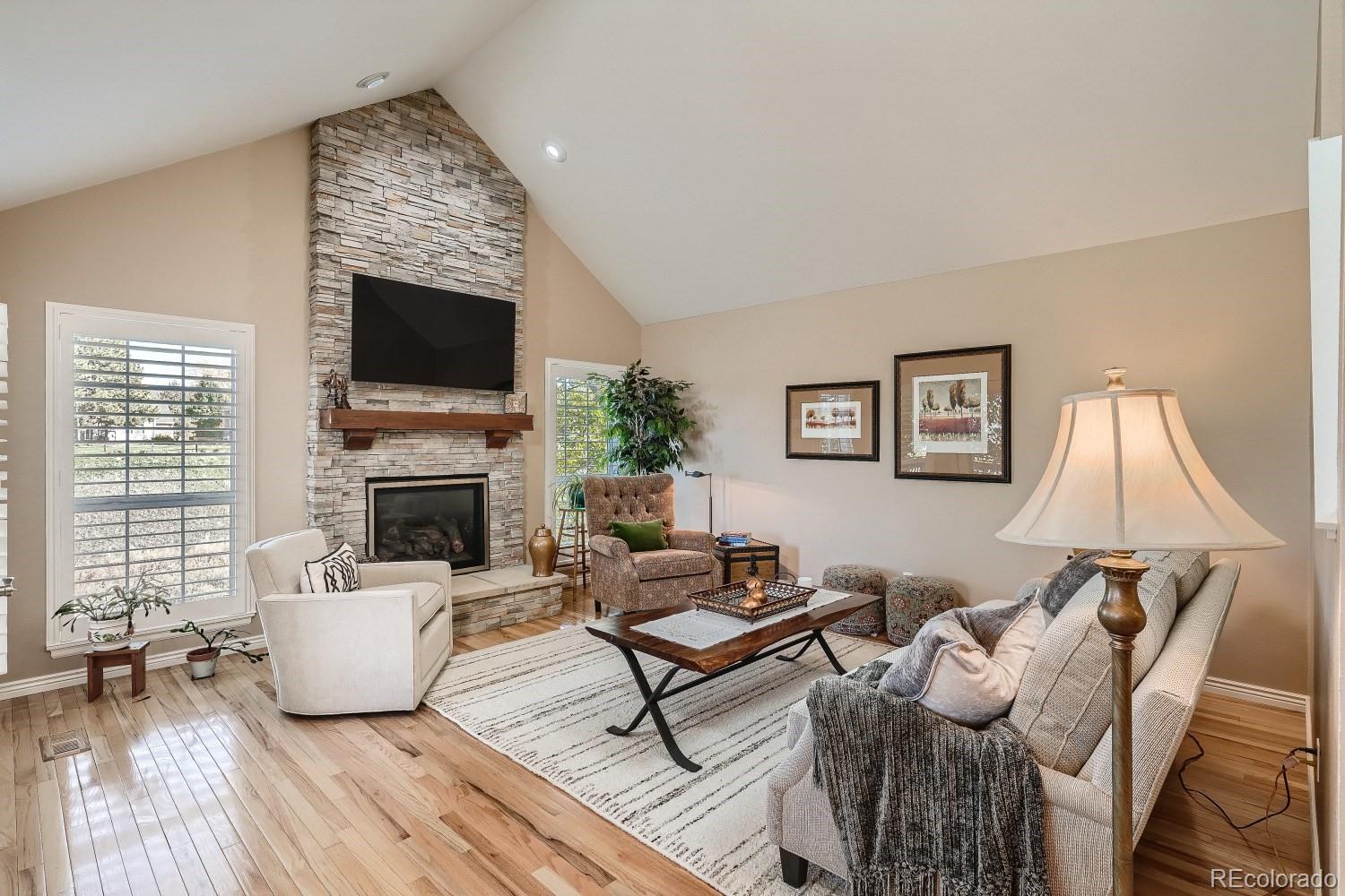 8942 Sunset Ridge Court Highlands Ranch, CO 80126 - Photo 4 of 28 Gallery Image 4