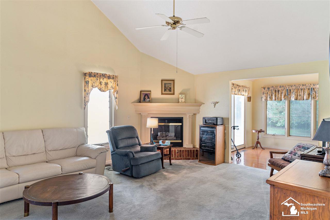 1663 Spruce Court Temperance, MI 48182 - Photo 8 of 21 Gallery Image 8