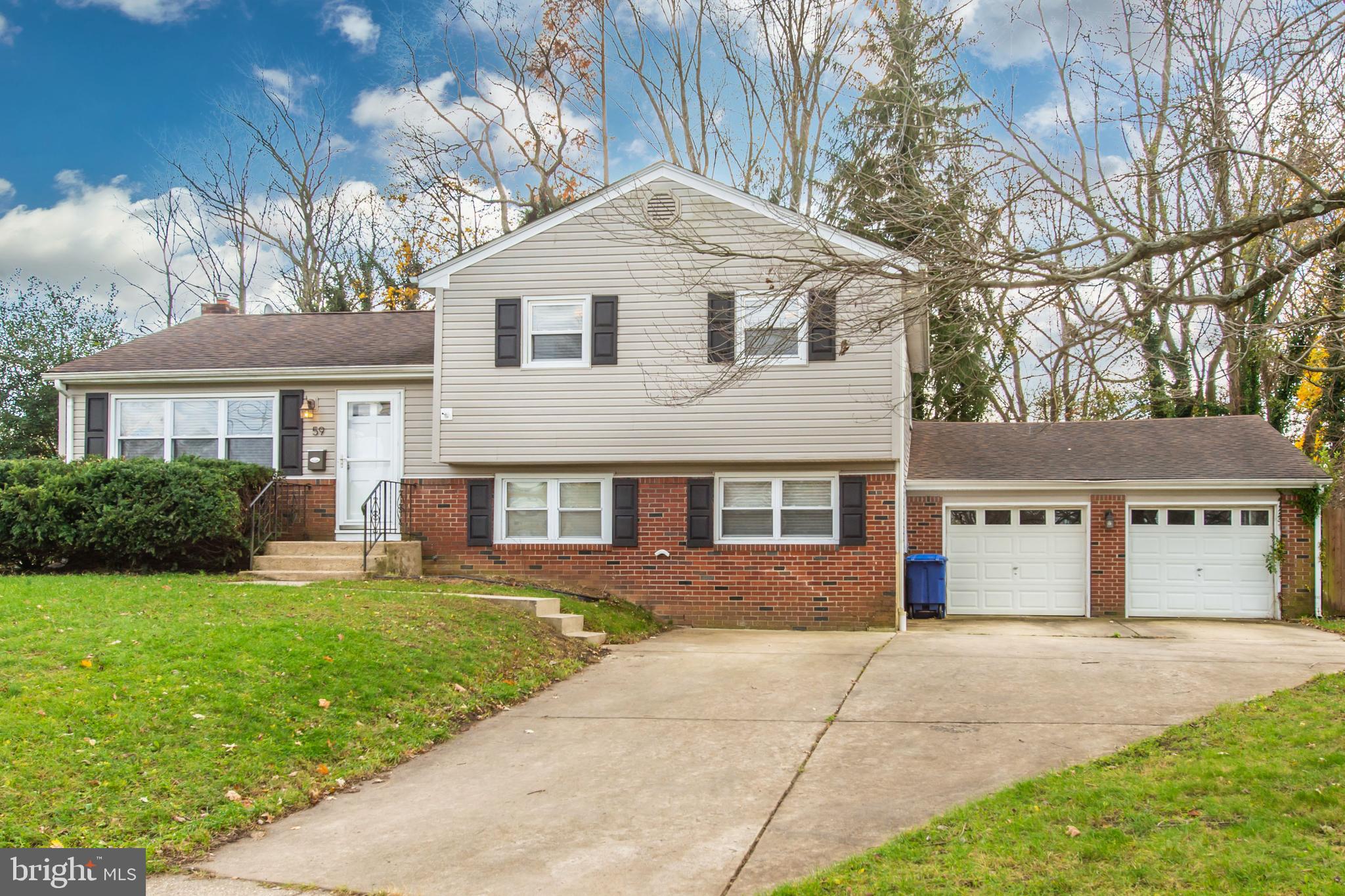 Wonderful & Private Cul-de-sac location