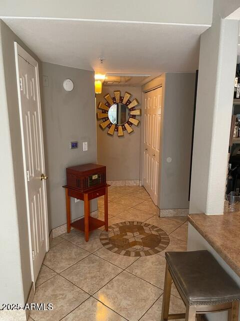 3848 North 3rd Avenue, Unit 1033 Phoenix, AZ 85013 - Photo 9 of 24 a view of an entryway with table and chair