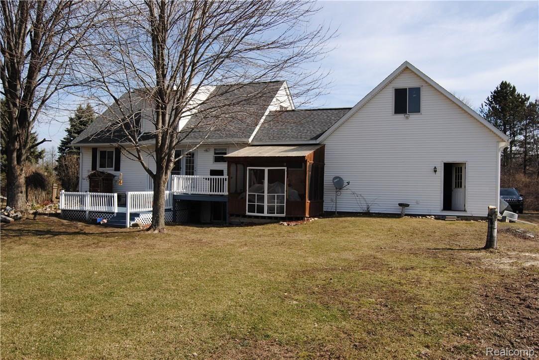 3455 Fish Lake Road Lapeer, MI 48446 - Photo 27 of 30 3455 Fish Lk Rd Lapeer MI 48446 (32).JPG
