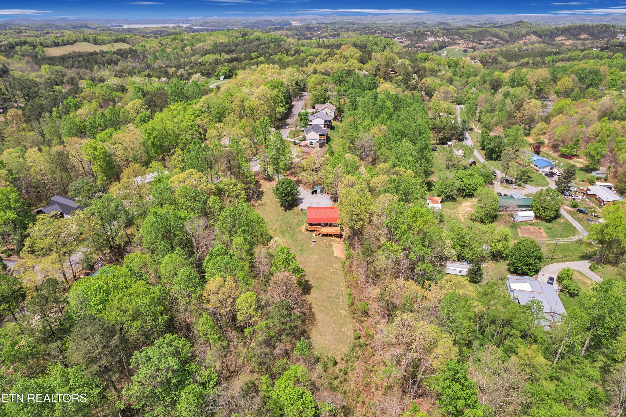 420 Kimberly Heights Road Sevierville, TN 37876 - Photo 33 of 34 Gallery Image 33