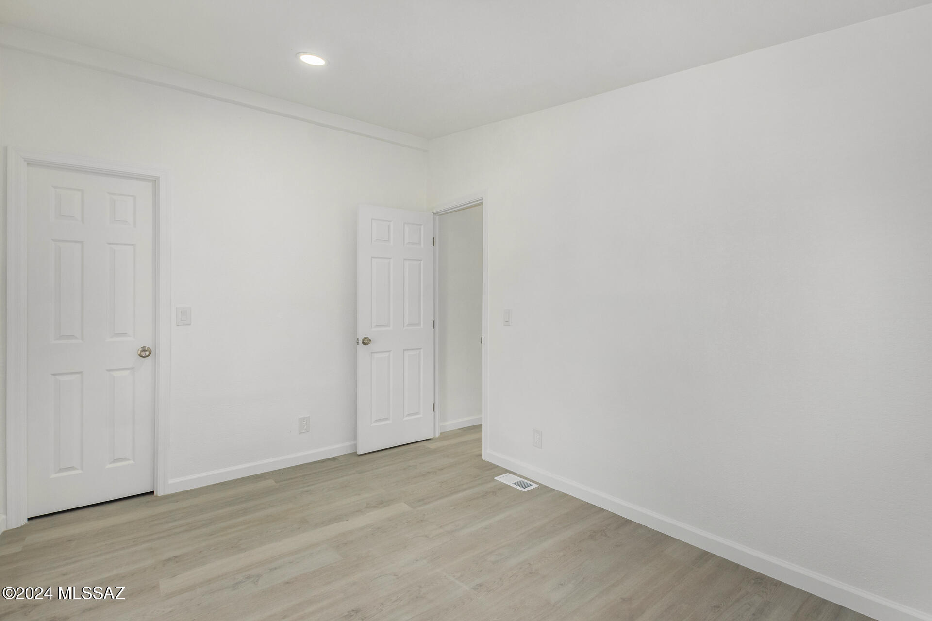 3337 North Flowing Wells Road Tucson, AZ 85705 - Photo 21 of 30 Gallery Image 21