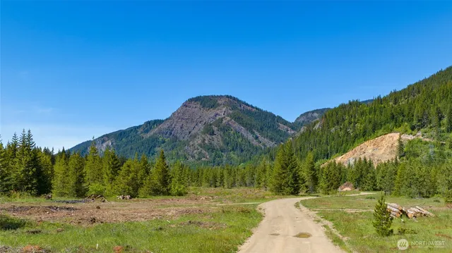 $7,500,000 | 1 East Sparks Road, Easton, WA 98925