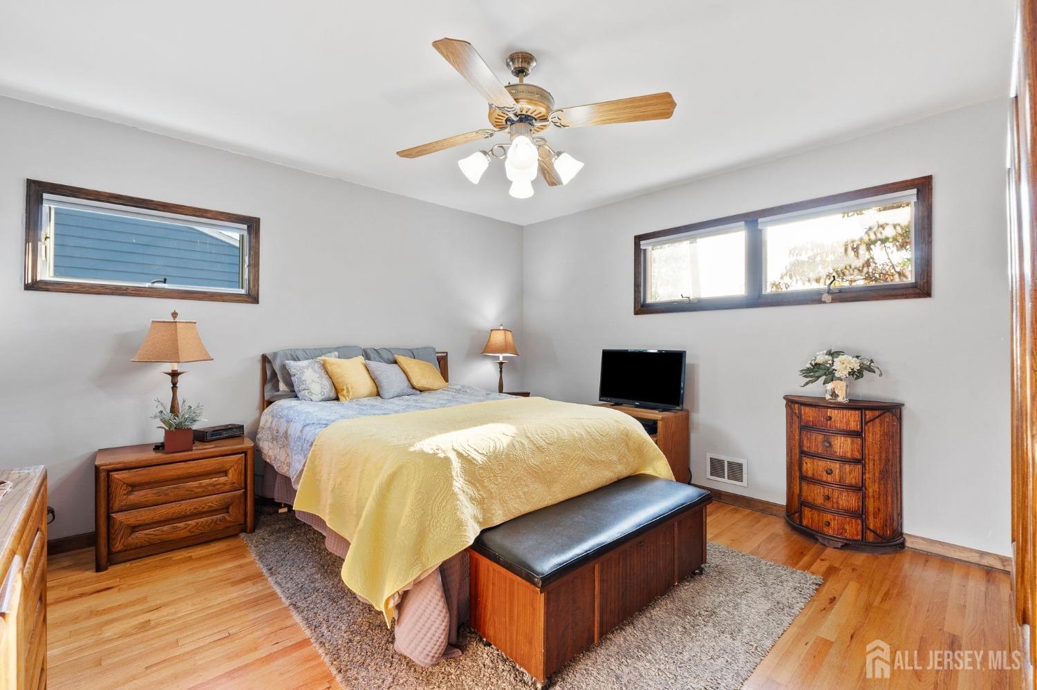 171 Jeffery Road Colonia, NJ 07067 - Photo 17 of 40 Gallery Image 17