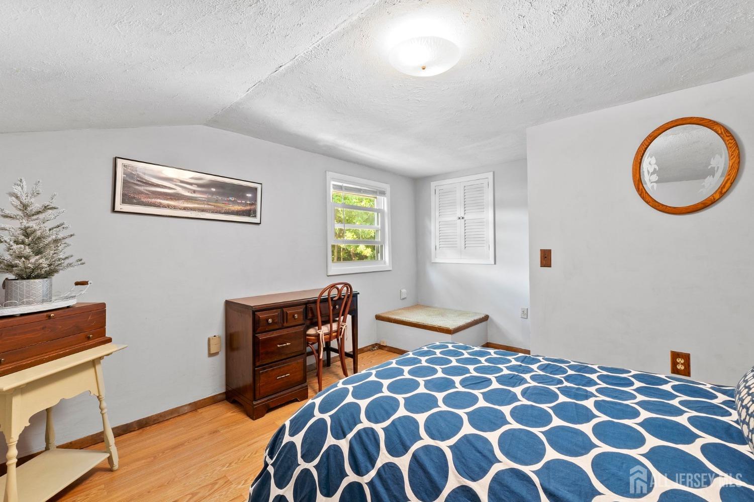 171 Jeffery Road Colonia, NJ 07067 - Photo 21 of 40 Gallery Image 21