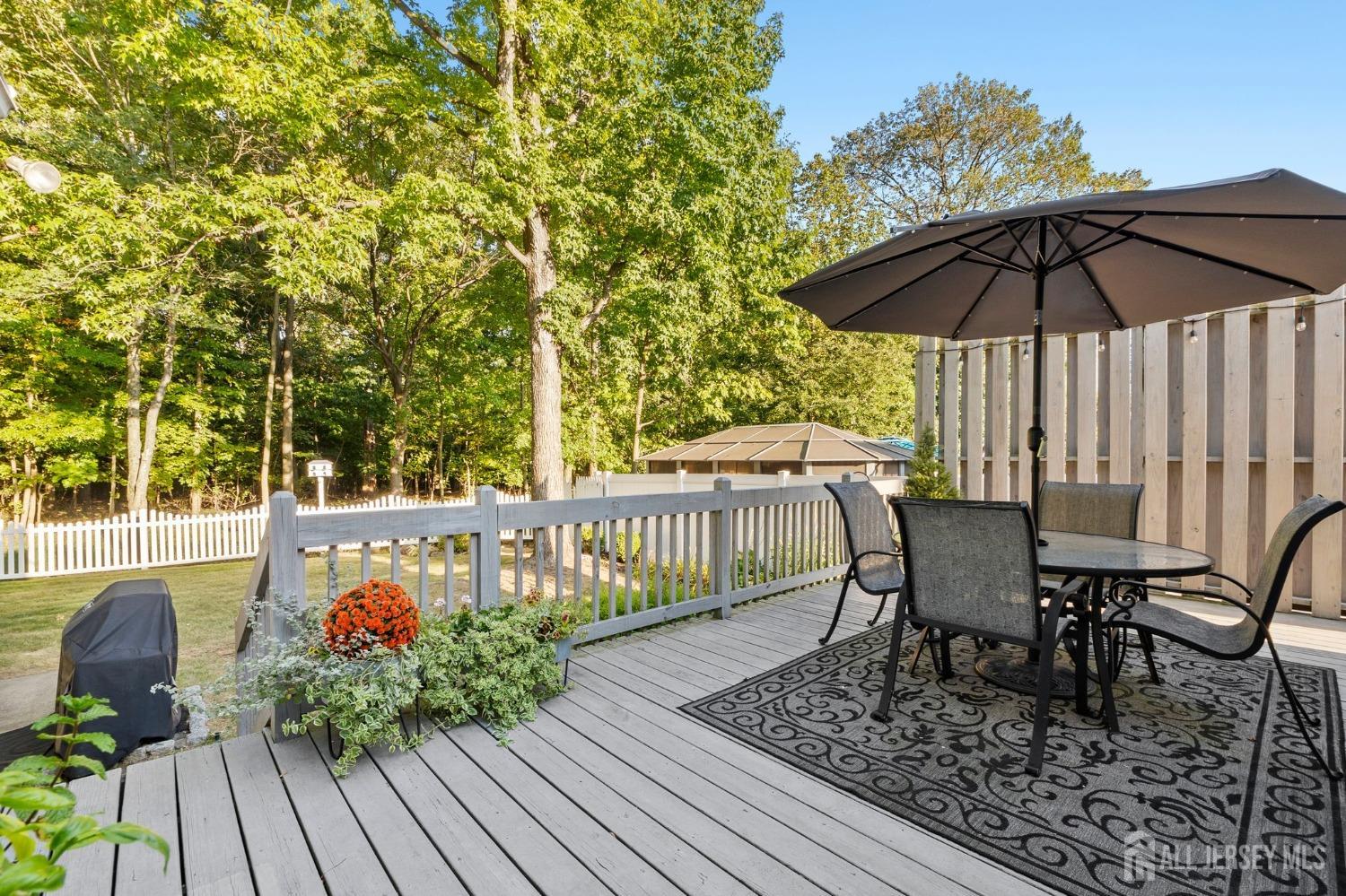 171 Jeffery Road Colonia, NJ 07067 - Photo 30 of 40 Gallery Image 30