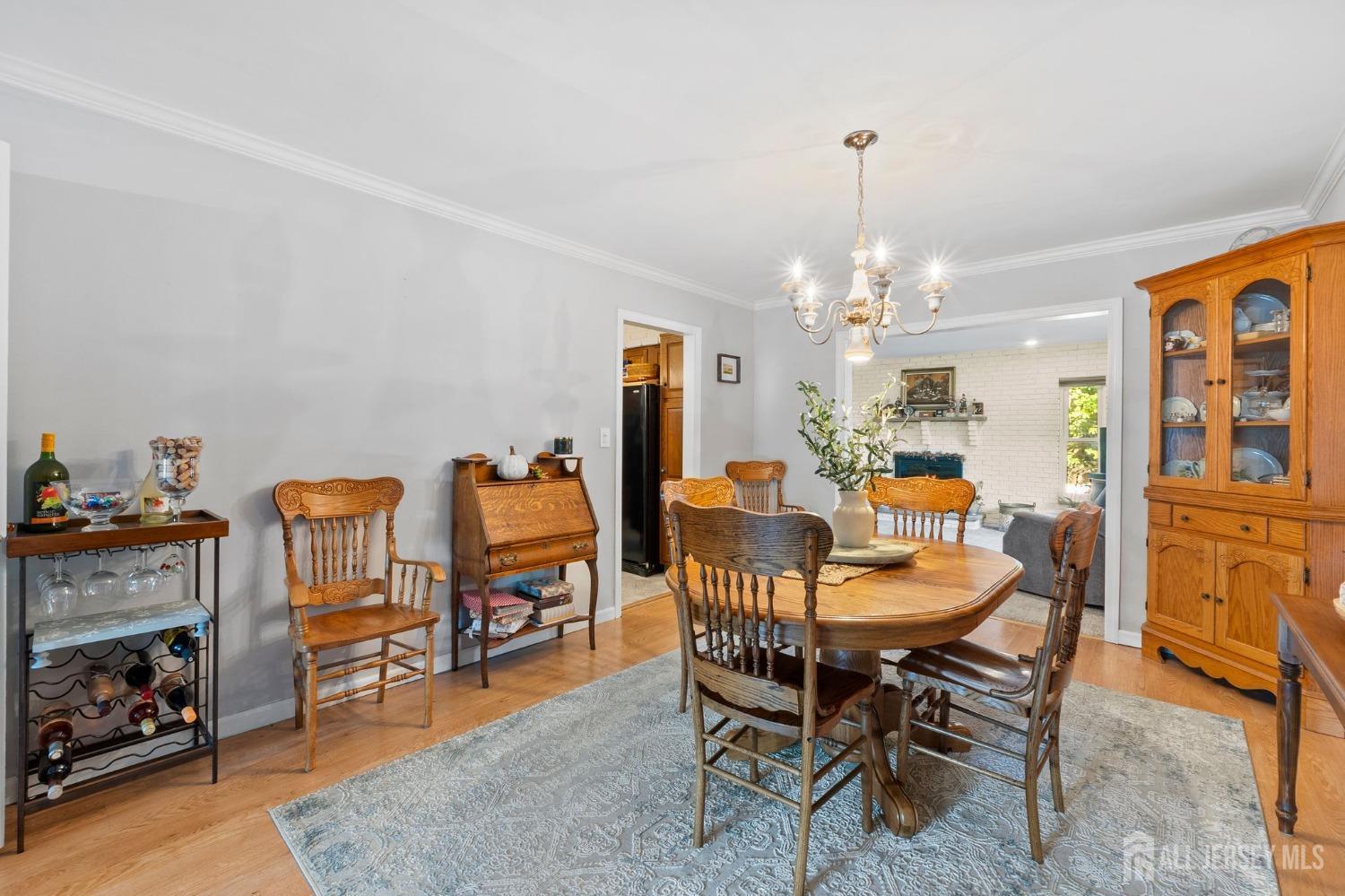171 Jeffery Road Colonia, NJ 07067 - Photo 9 of 40 Gallery Image 9