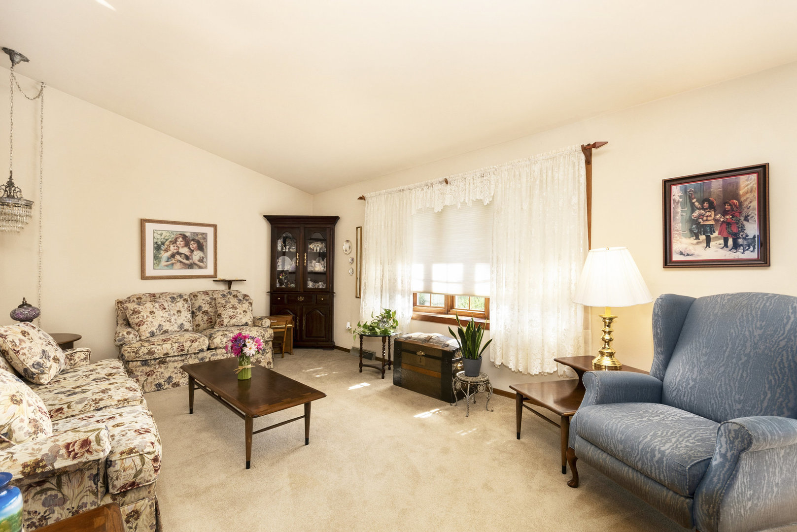 2S810 Bliss Road Batavia, IL 60510 - Photo 15 of 28 a living room with furniture and a large window