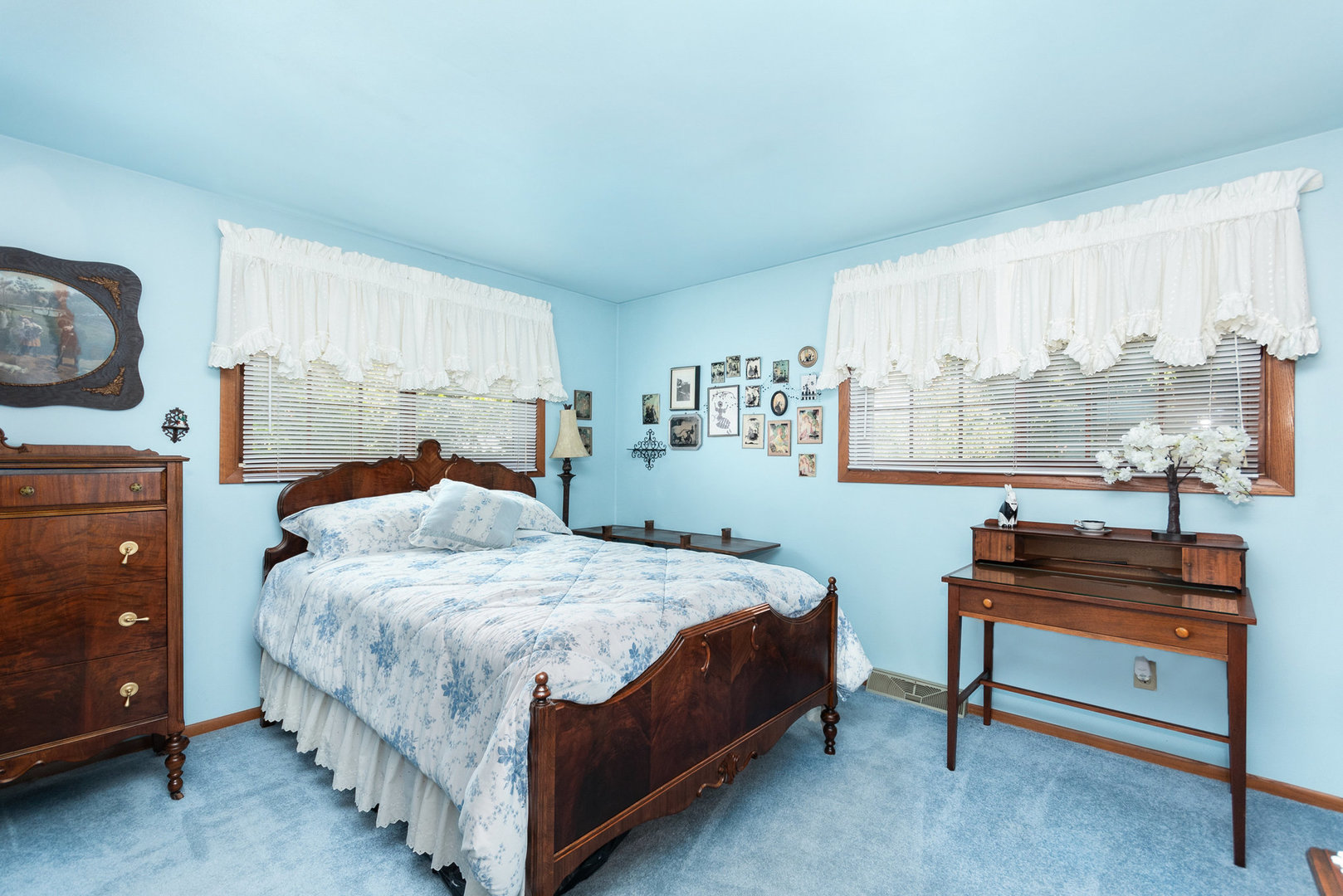 2S810 Bliss Road Batavia, IL 60510 - Photo 19 of 28 a bedroom with a bed and a window