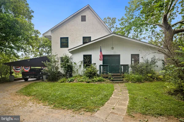 $3,800 | 35299 Snickersville Turnpike, Round Hill, VA 20141