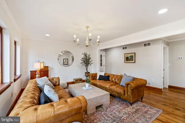 $3,800 | 35299 Snickersville Turnpike, Round Hill, VA 20141