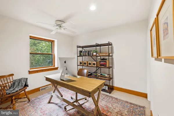 $3,800 | 35299 Snickersville Turnpike, Round Hill, VA 20141