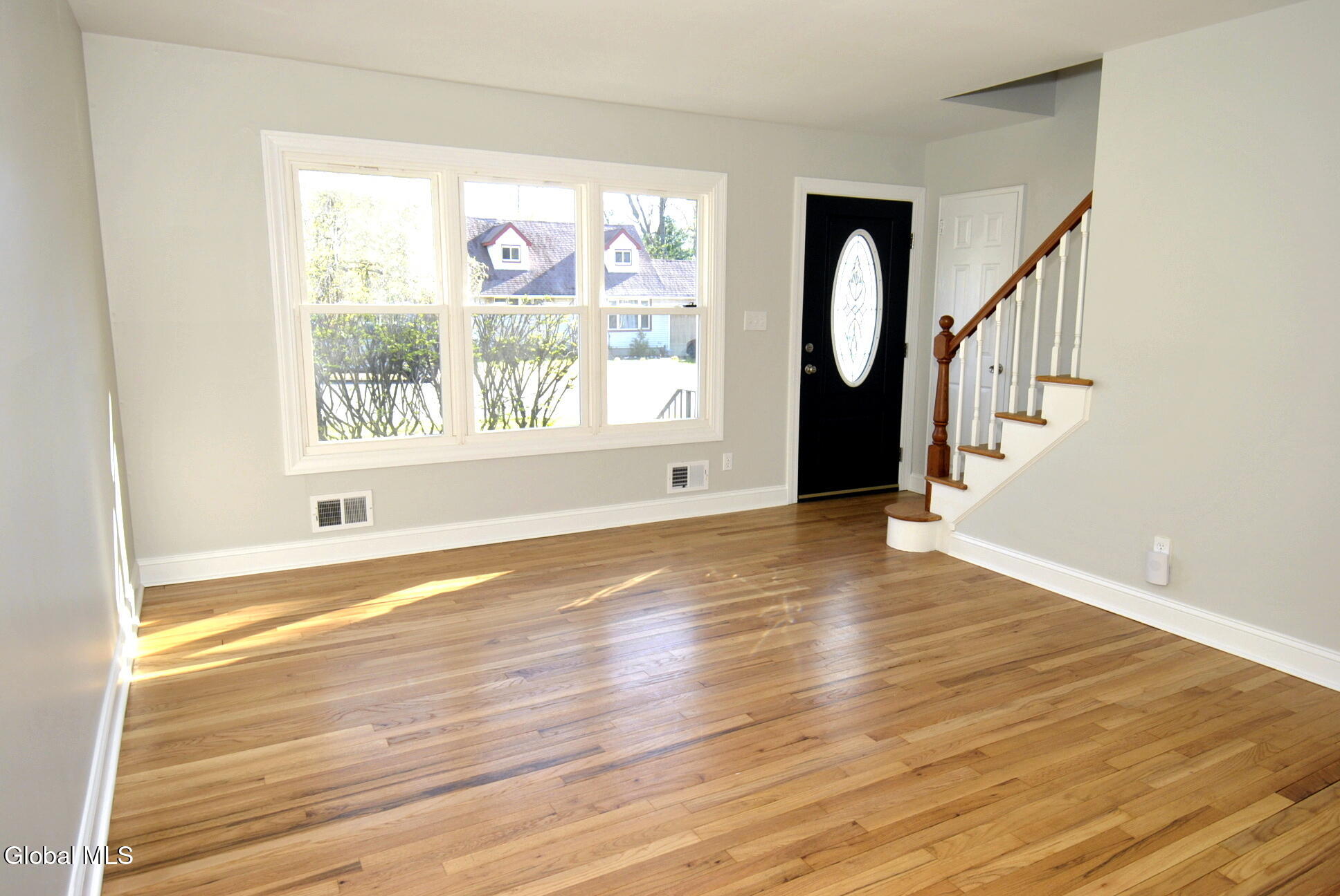 10 Bridle Path Colonie Village, NY 12205 - Photo 3 of 35 _DSC0462-1