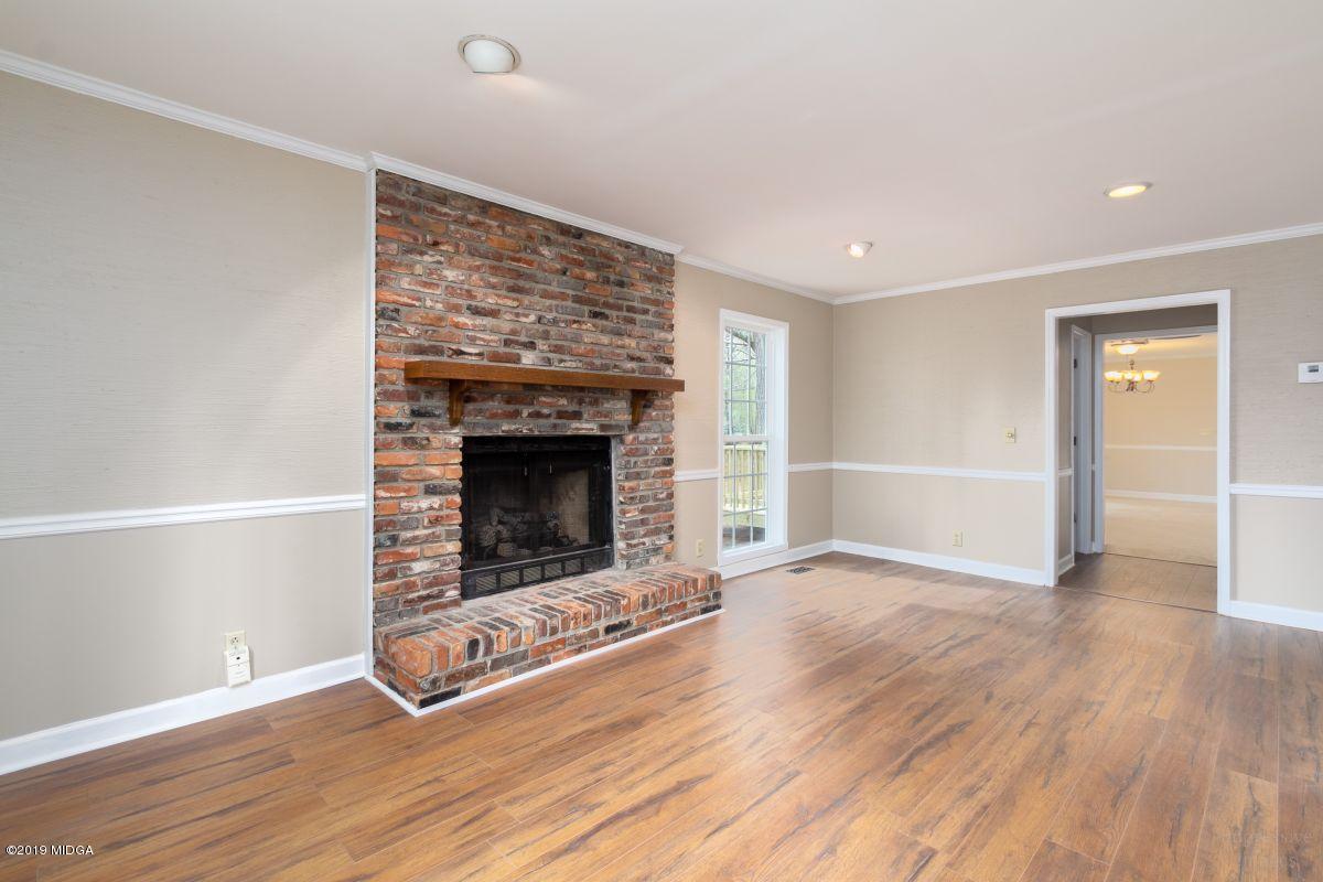 1670 Rivoli Lane Macon, GA 31210 - Photo 4 of 21 05