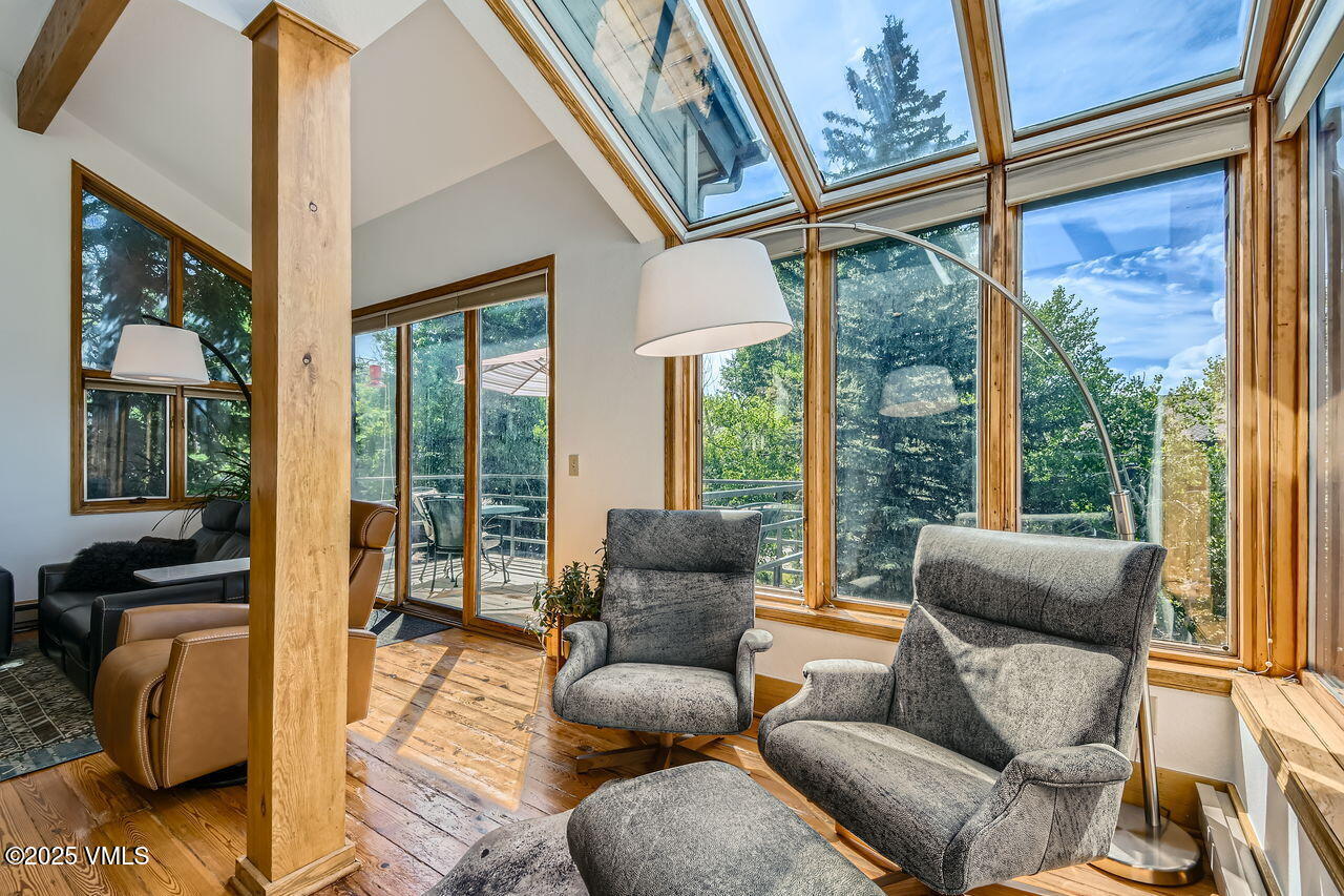 3050 Wildridge Road, Unit 3 Avon, CO 81620 - Photo 4 of 18 Living room sitting area