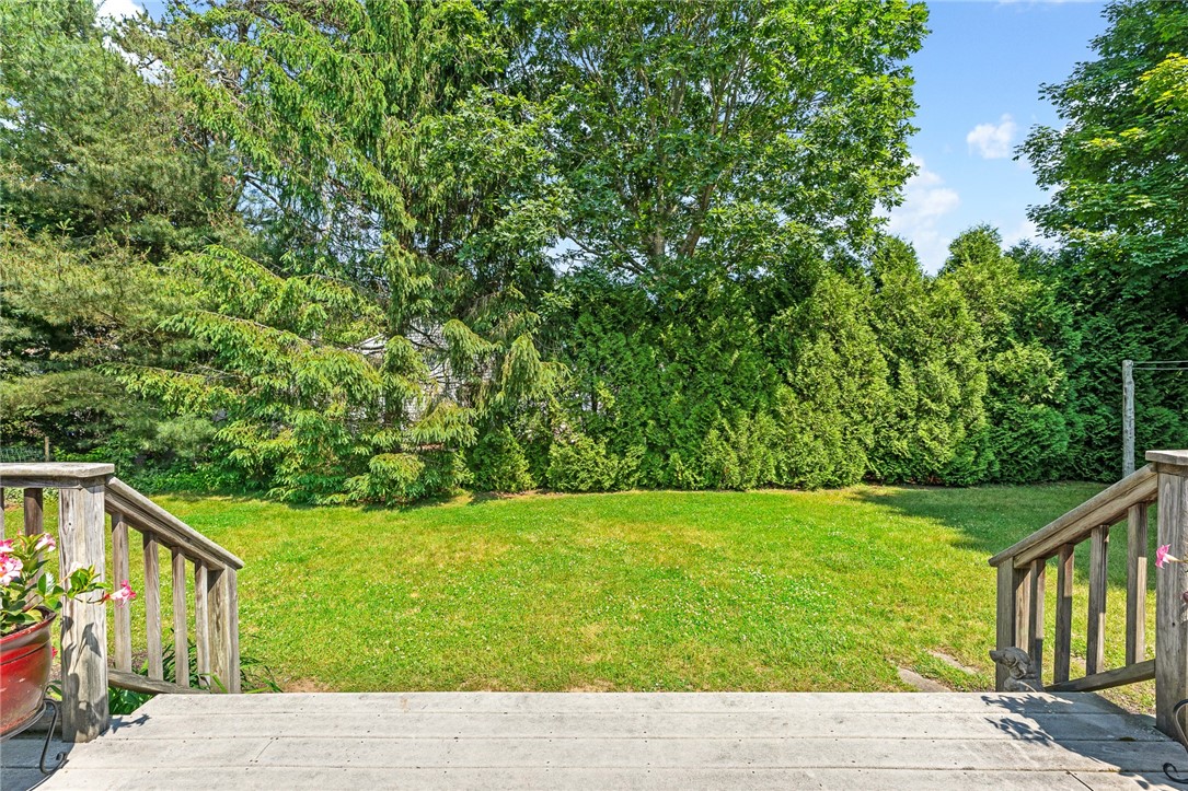 112 Ridgewood Road Charlestown, RI 02813 - Photo 19 of 23
