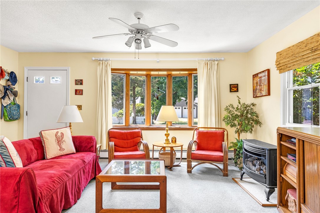 112 Ridgewood Road Charlestown, RI 02813 - Photo 5 of 23