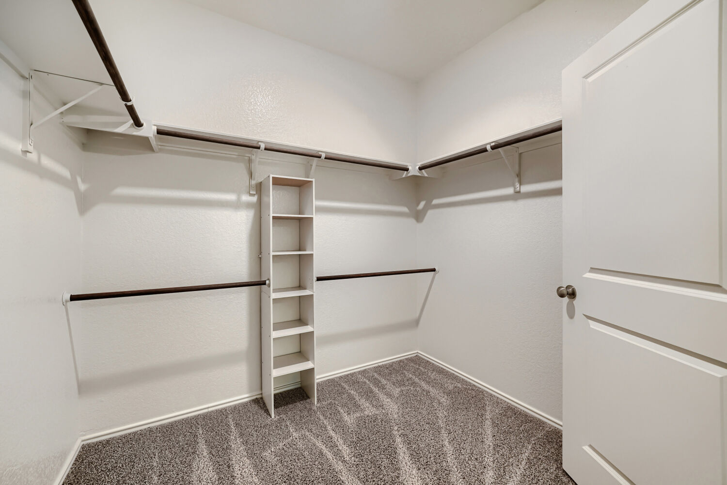 7001 Tonka Lane Austin, TX 78744 - Photo 22 of 30 a view of an empty room