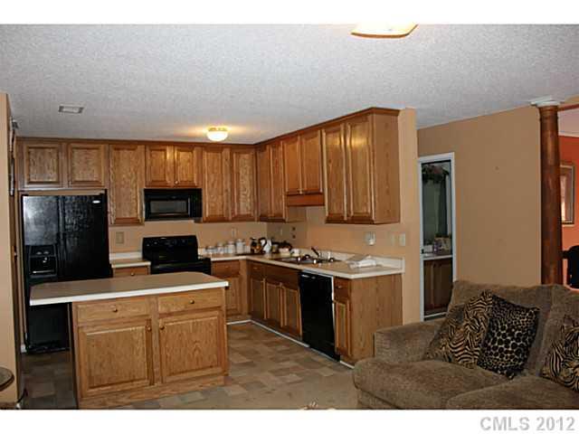 3161 Goblet Road Richburg, SC 29729 - Photo 7 of 15 Gallery Image 7