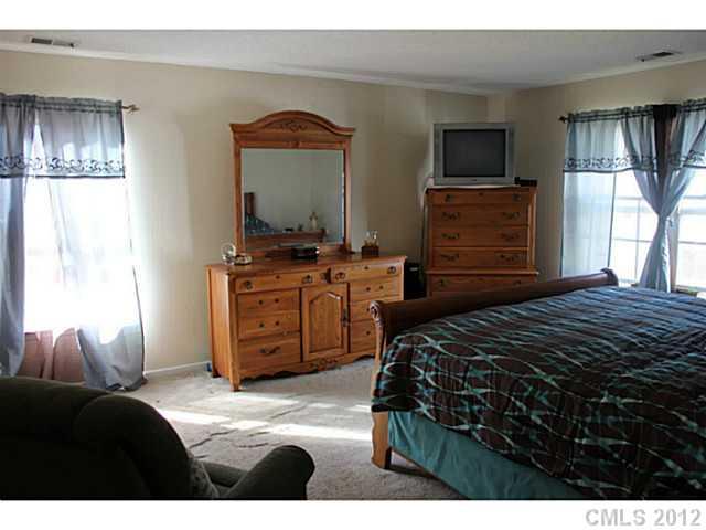 3161 Goblet Road Richburg, SC 29729 - Photo 10 of 15 Gallery Image 10