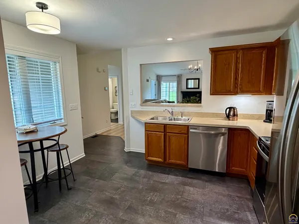 $229,900 | 5312 Southwest 23rd Street, Topeka, KS 66614