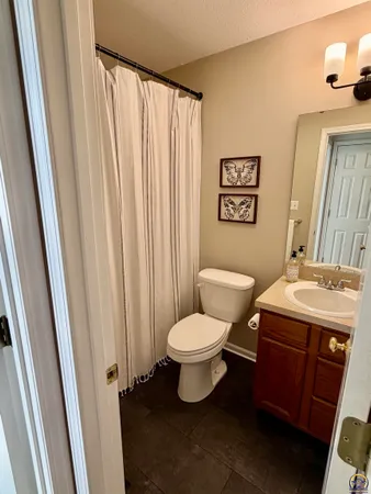 $229,900 | 5312 Southwest 23rd Street, Topeka, KS 66614