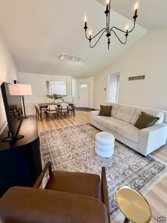 $229,900 | 5312 Southwest 23rd Street, Topeka, KS 66614