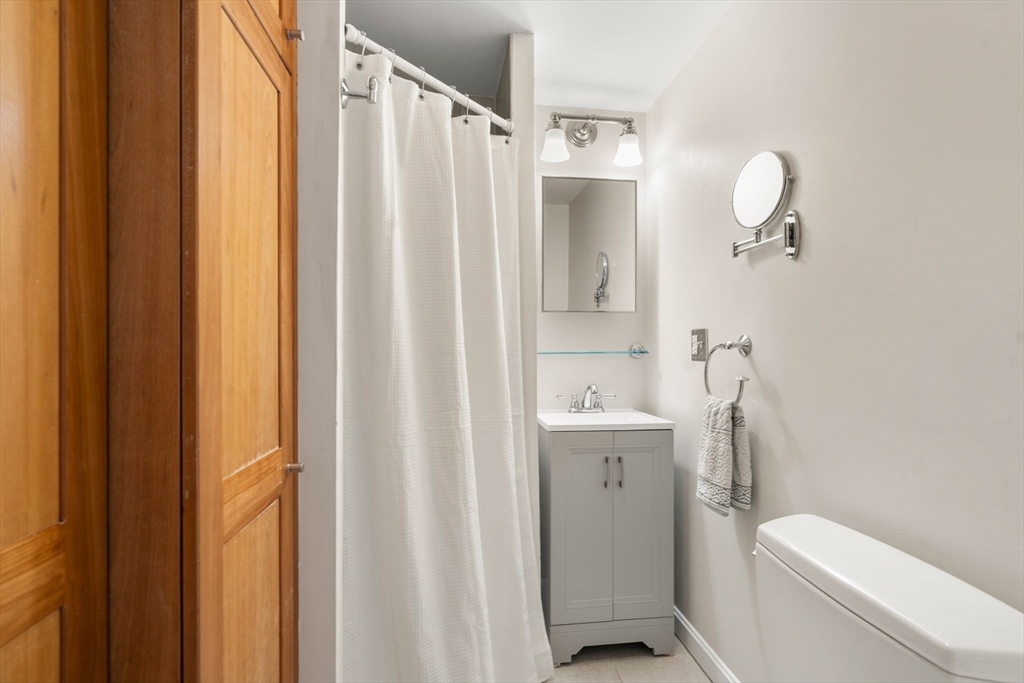 314 West Fourth Street, Unit 3 Boston, MA 02127 - Photo 9 of 24