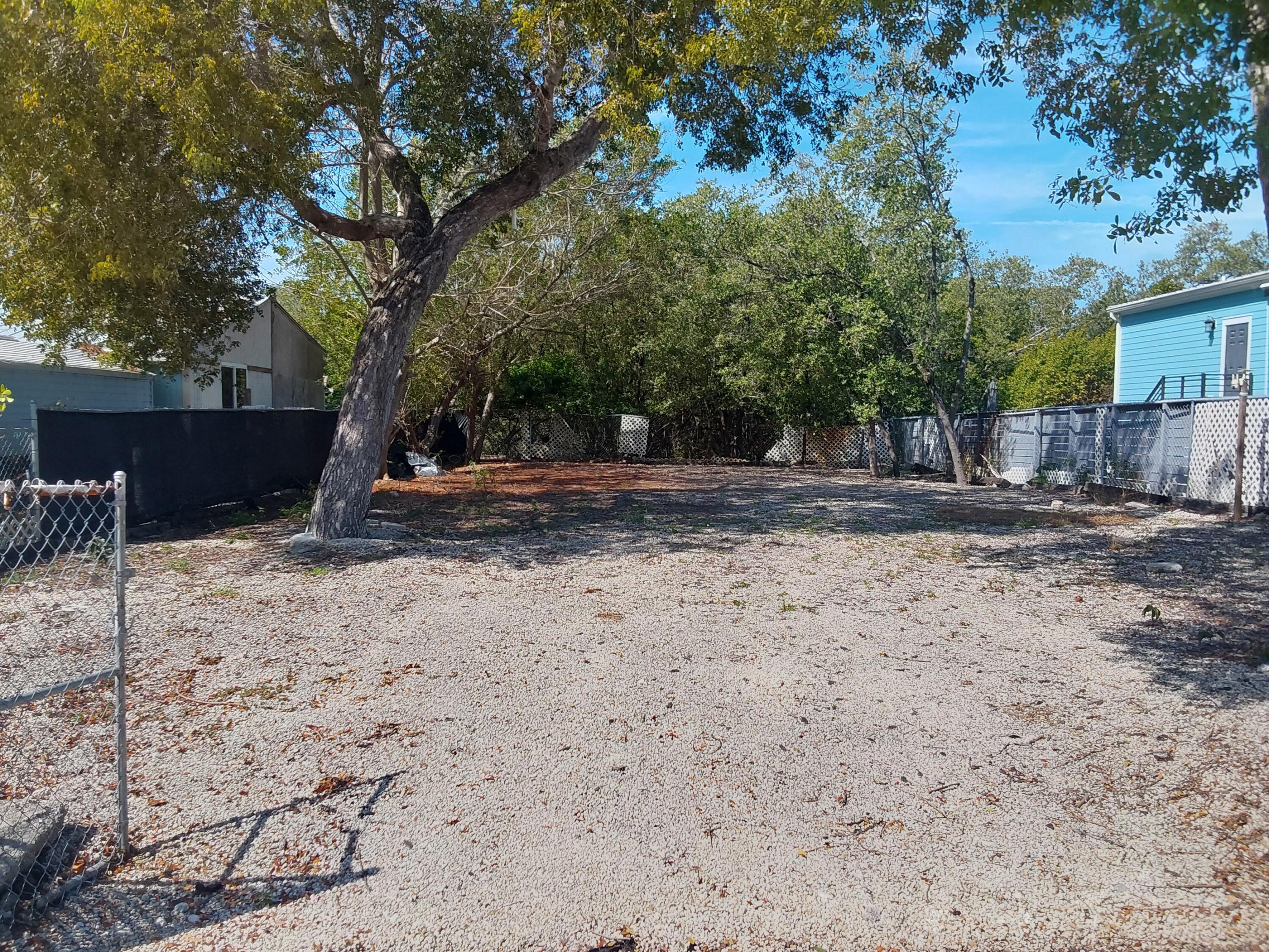 245 Cuba Road Tavernier, FL 33070 - Photo 1 of 15 20260228_110851