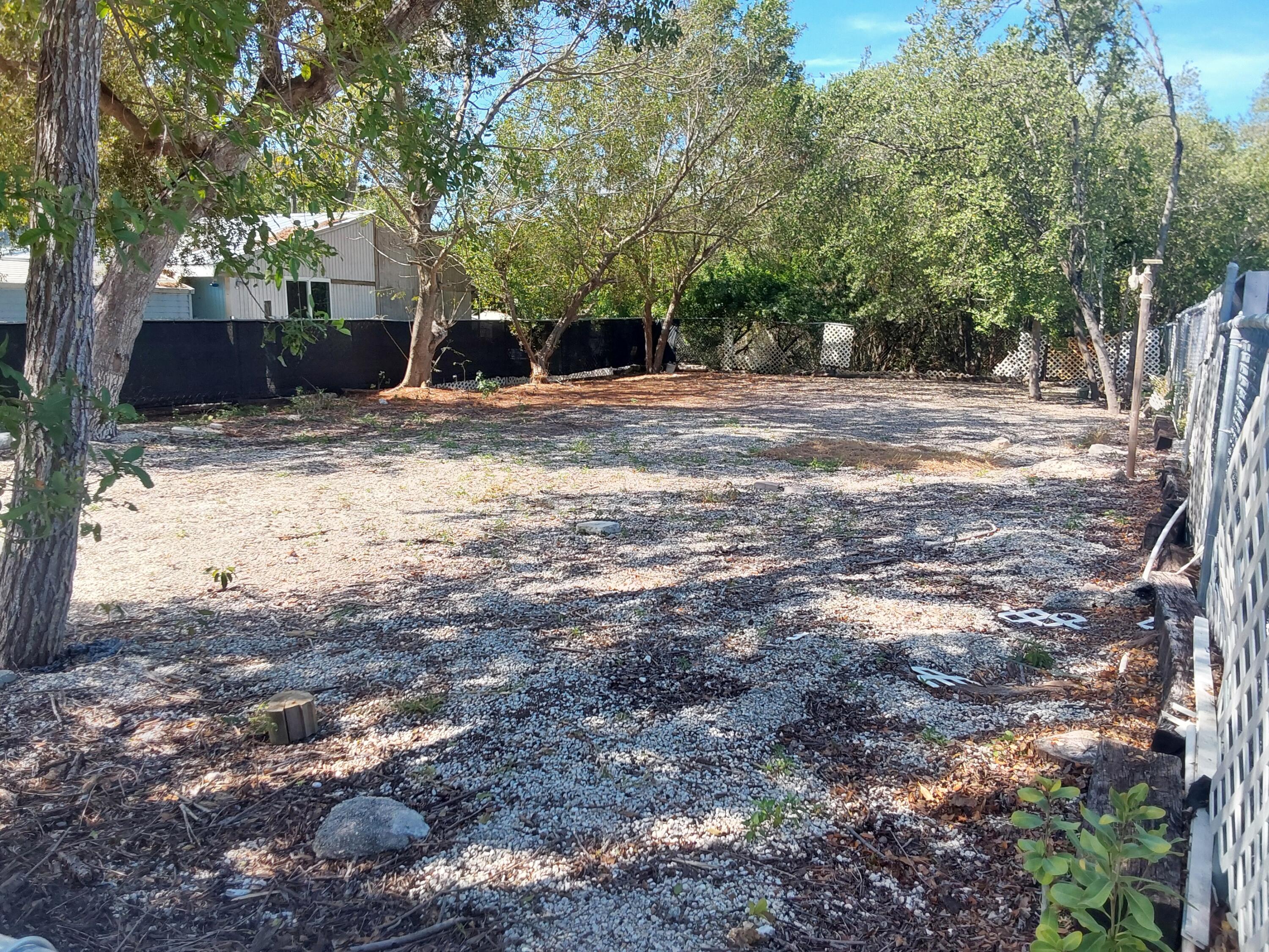 245 Cuba Road Tavernier, FL 33070 - Photo 2 of 15 20260228_111022