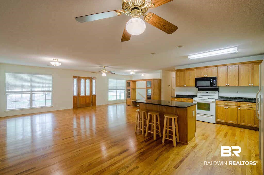 7843 Celeste Road Saraland, AL 36571 - Photo 4 of 23